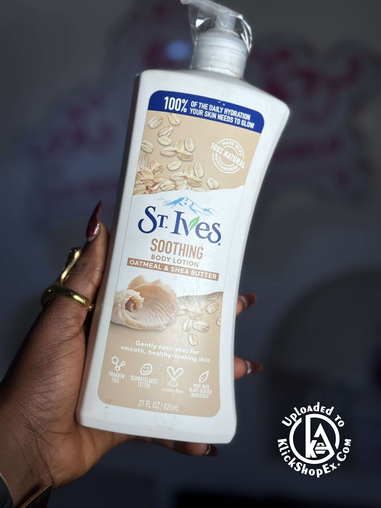 St Ives Soothing body lotion  - Products Photo
